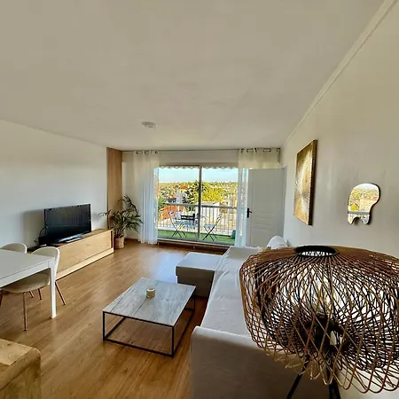 アパート Vue Sur Tour Eiffel Garches